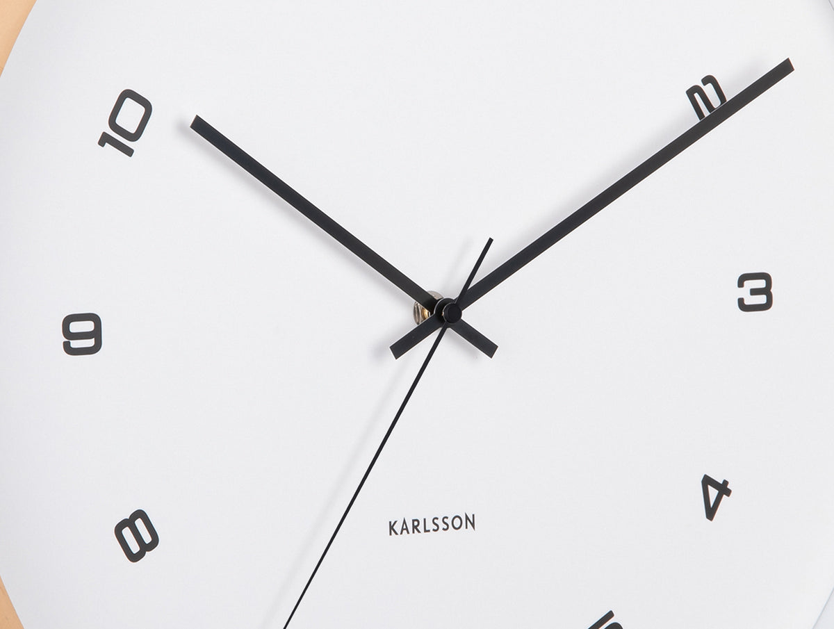 Karlsson wandklok Modesta, licht hout wit, detail