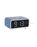 Karlsson wekker Chunky LED, blauw, draadloze oplader, schuin aanzicht