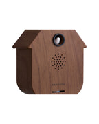 Karlsson vogelhuisje met geluid (soundbox) Modern Cuckoo, donker hout, detail: vogeltje in opening en luidsprekerrooster