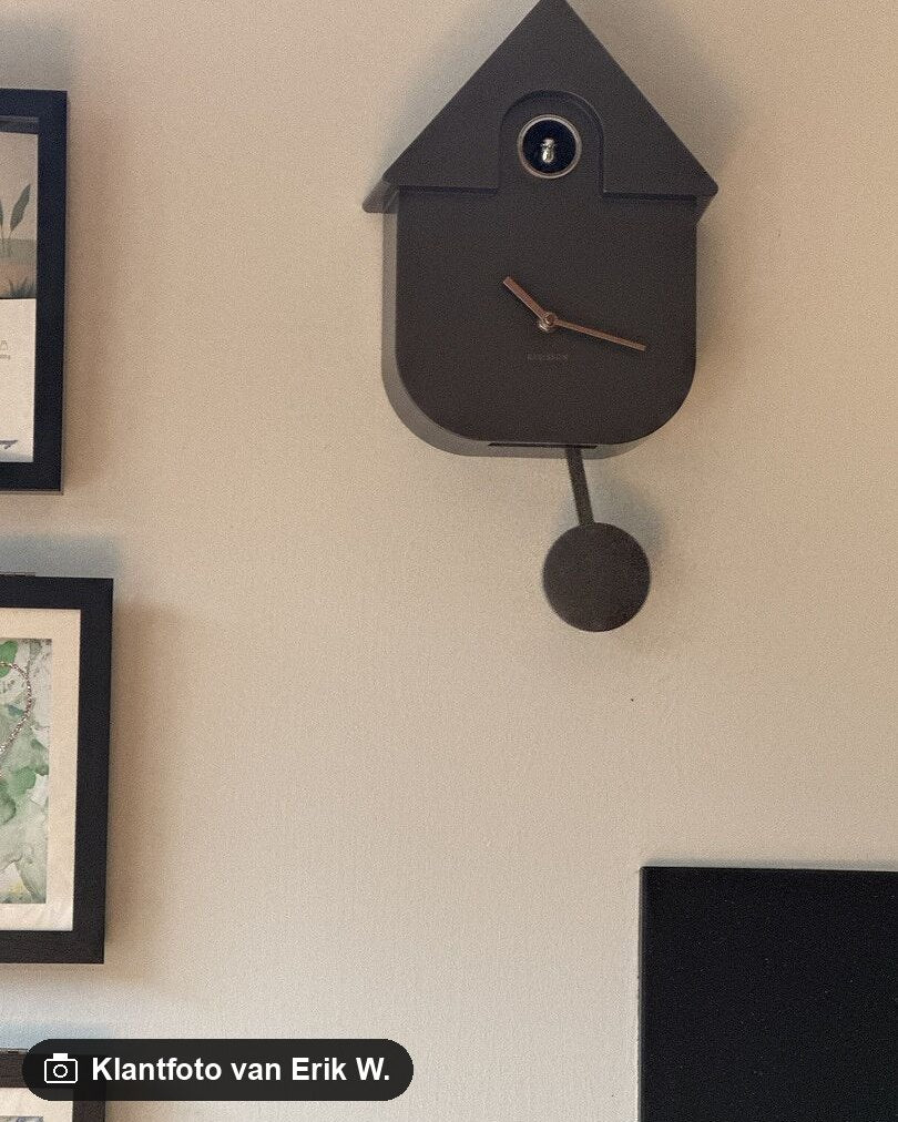 Klantfoto van Erik W. bij Karlsson Koekoeksklok Modern Cuckoo - Donkergrijs Abs Metallic