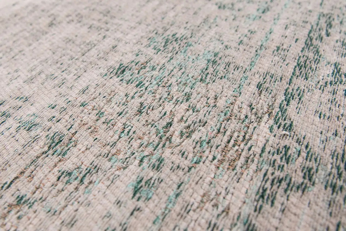Close-up van het dessin van het Louis de Poortere Fading World Medallion 8259 Jade Oyster vloerkleed