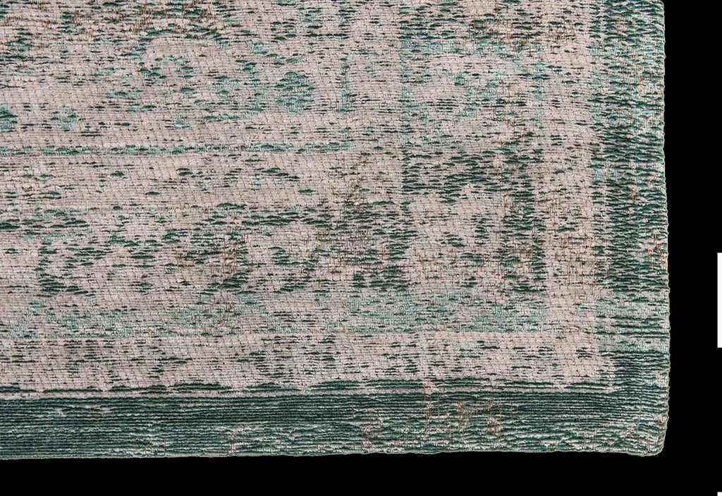 Louis de Poortere Fading World Medallion 8259 Jade Oyster vloerkleed met een plooi, dun en soepel