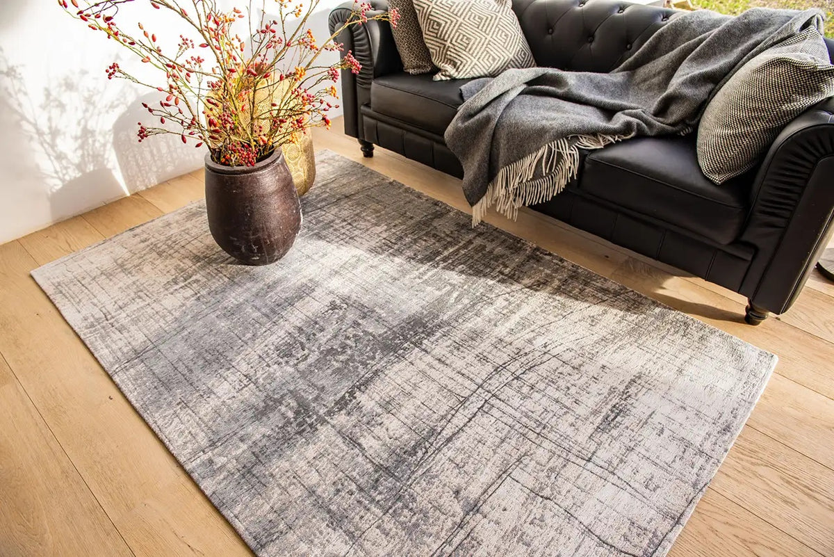 Louis de Poortere Mad Men Griff 8420 Jersey Stone vloerkleed in interieur