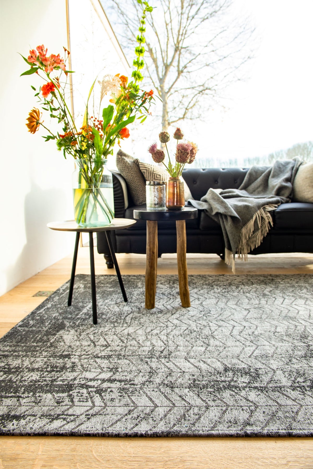 Louis de Poortere Mad Men Jacob's Ladder 8425 Harlem Contrast vloerkleed in interieur