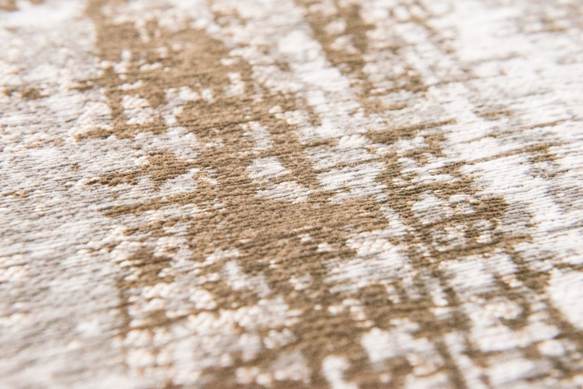 Close-up van het dessin van het Louis de Poortere Mad Men Griff 8785 Concrete Jungle vloerkleed