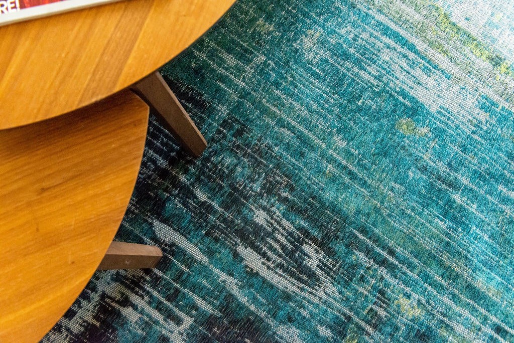 Louis de Poortere Atlantic Streaks 9126 Glen Cove vloerkleed in interieur