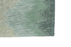 Zijaanzicht van het Louis de Poortere Meditation Lagoon 9331 Palm Green vloerkleed