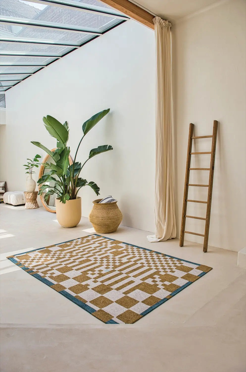 Louis de Poortere Craft Chess 9338 Honey vloerkleed in interieur