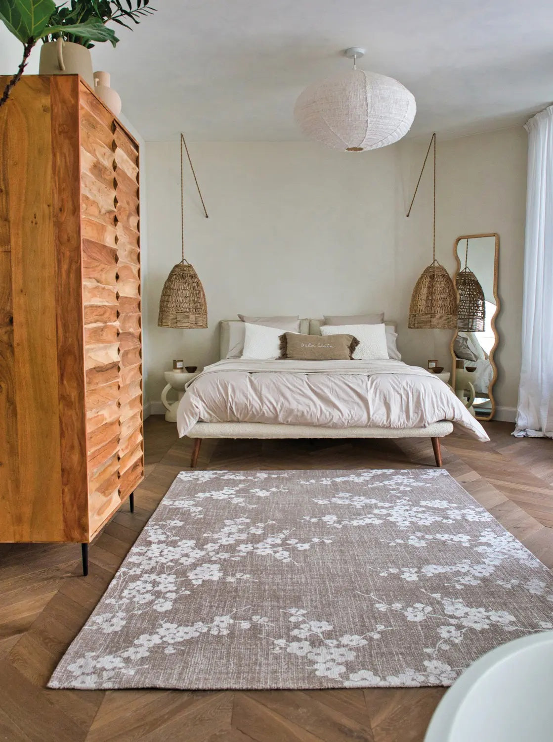 Louis de Poortere Sakura 9373 Morning Mist vloerkleed in interieur