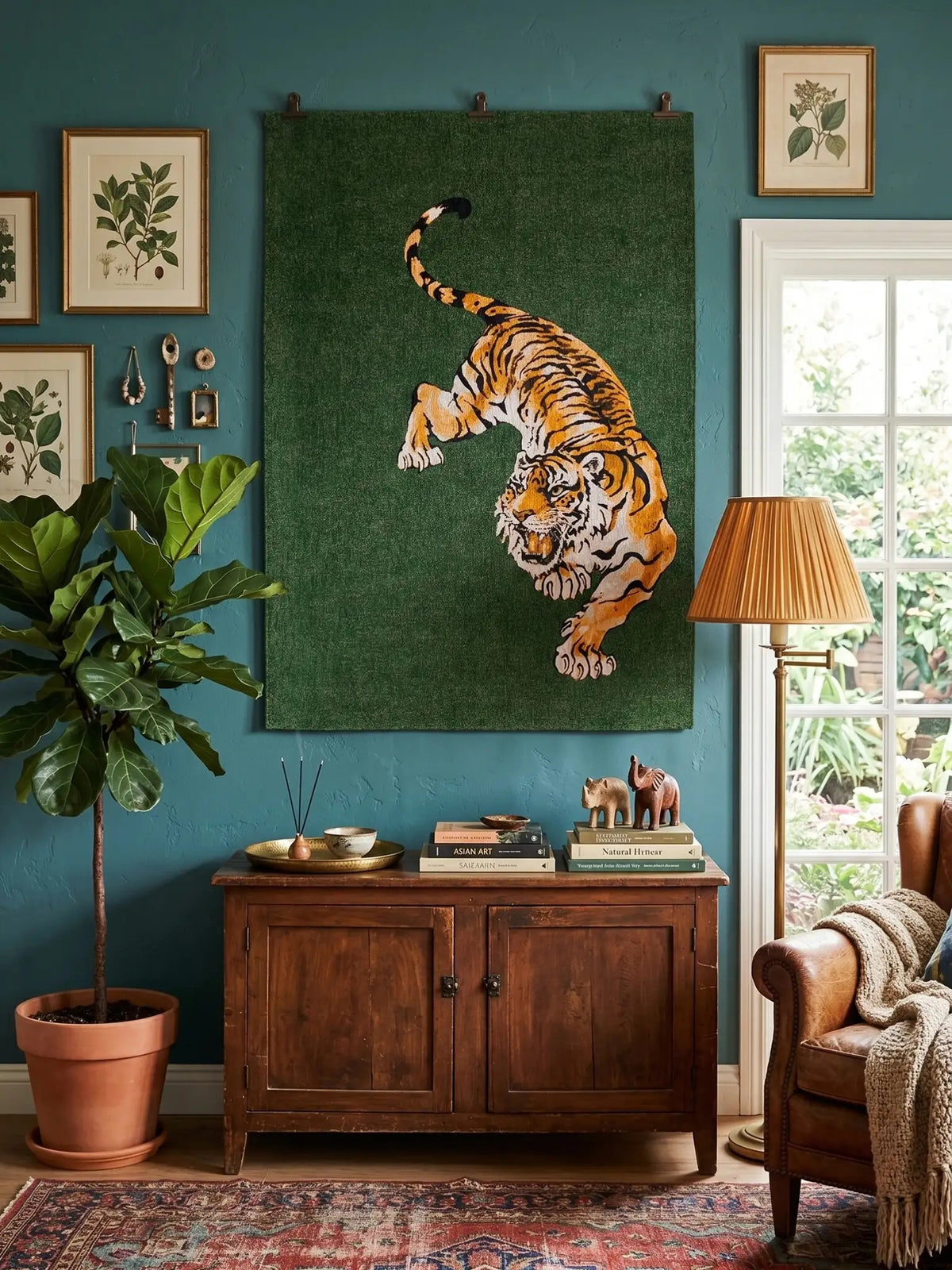 Louis de Poortere Pop Tiger 9388 Green On Fire vloerkleed in interieur