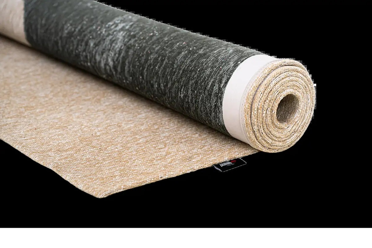 Louis de Poortere Craft Ribbon 9848 Garden Spirit vloerkleed met een plooi, dun en soepel