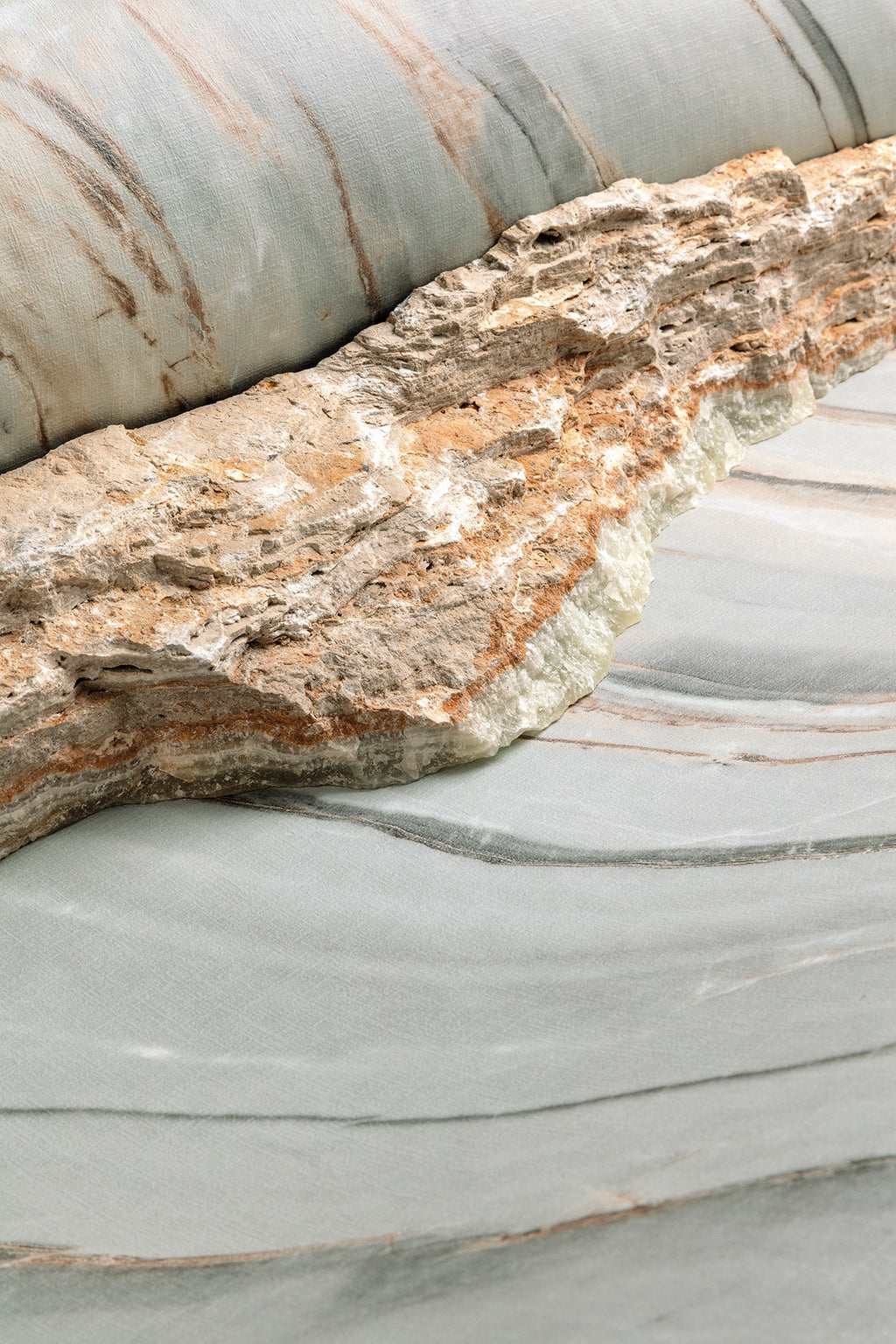 Masureel behang Orobico Sienna in interieur