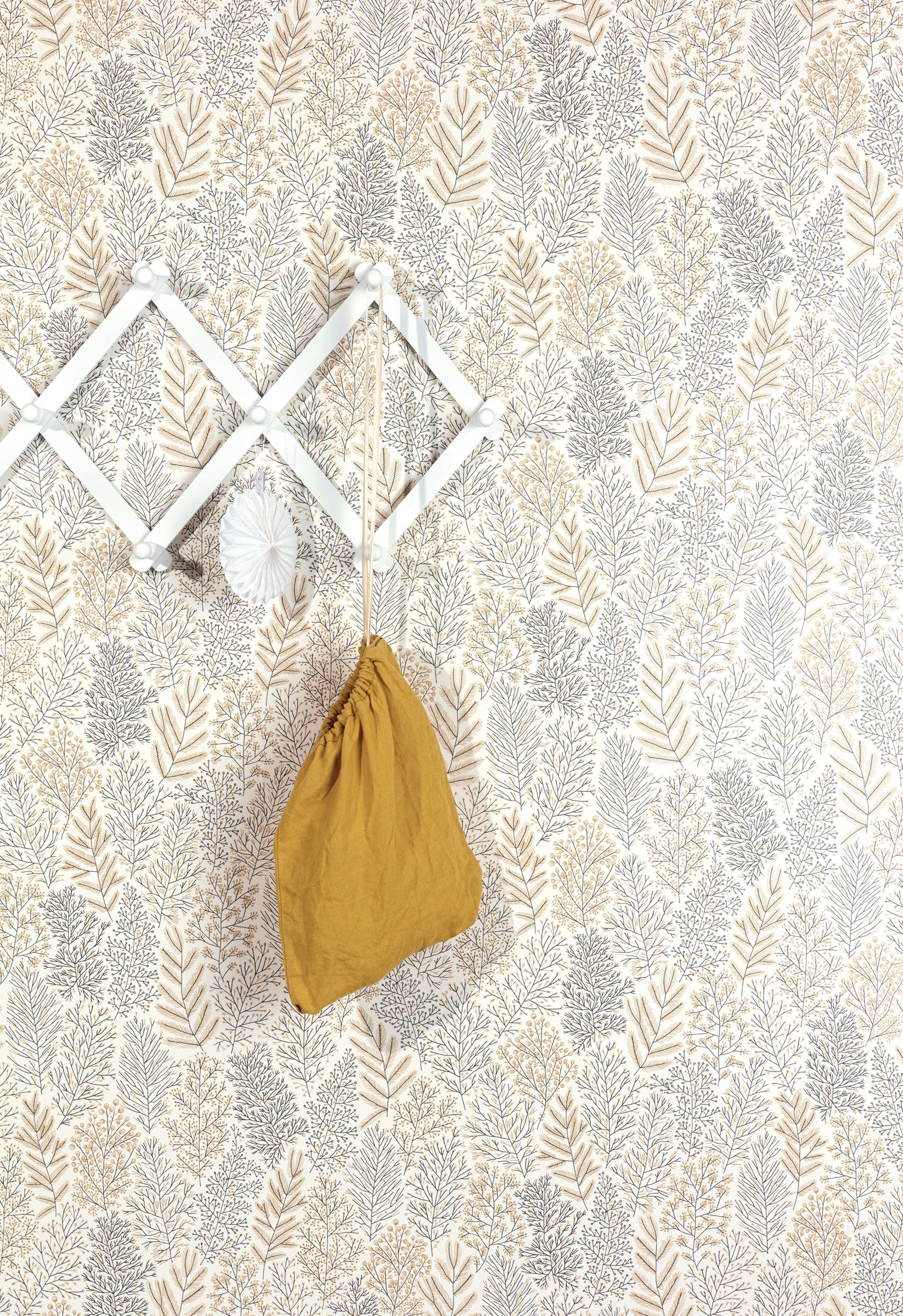 Masureel behang LEAFY AMBER in interieur