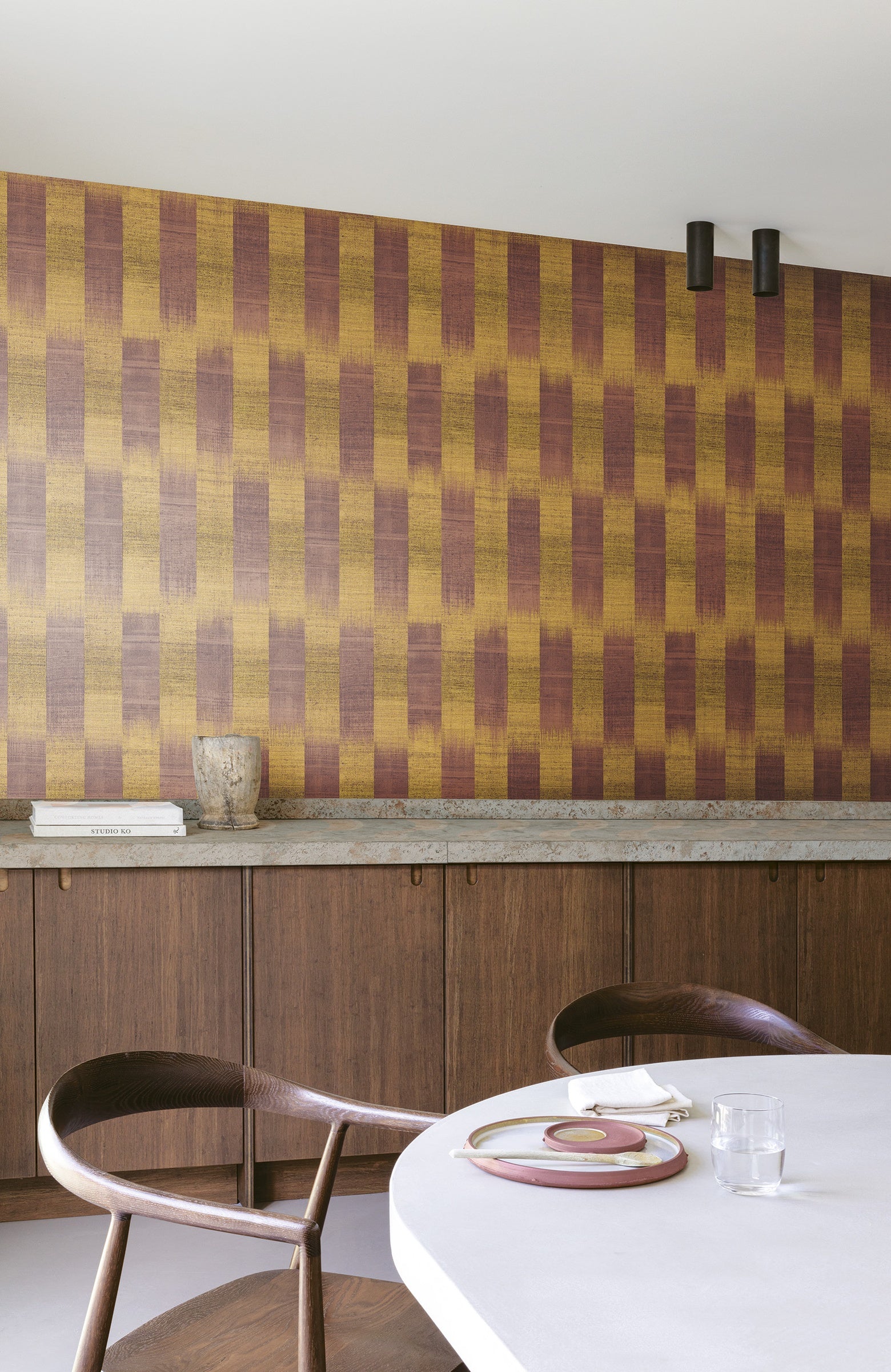 Masureel behang Patola Umber in interieur