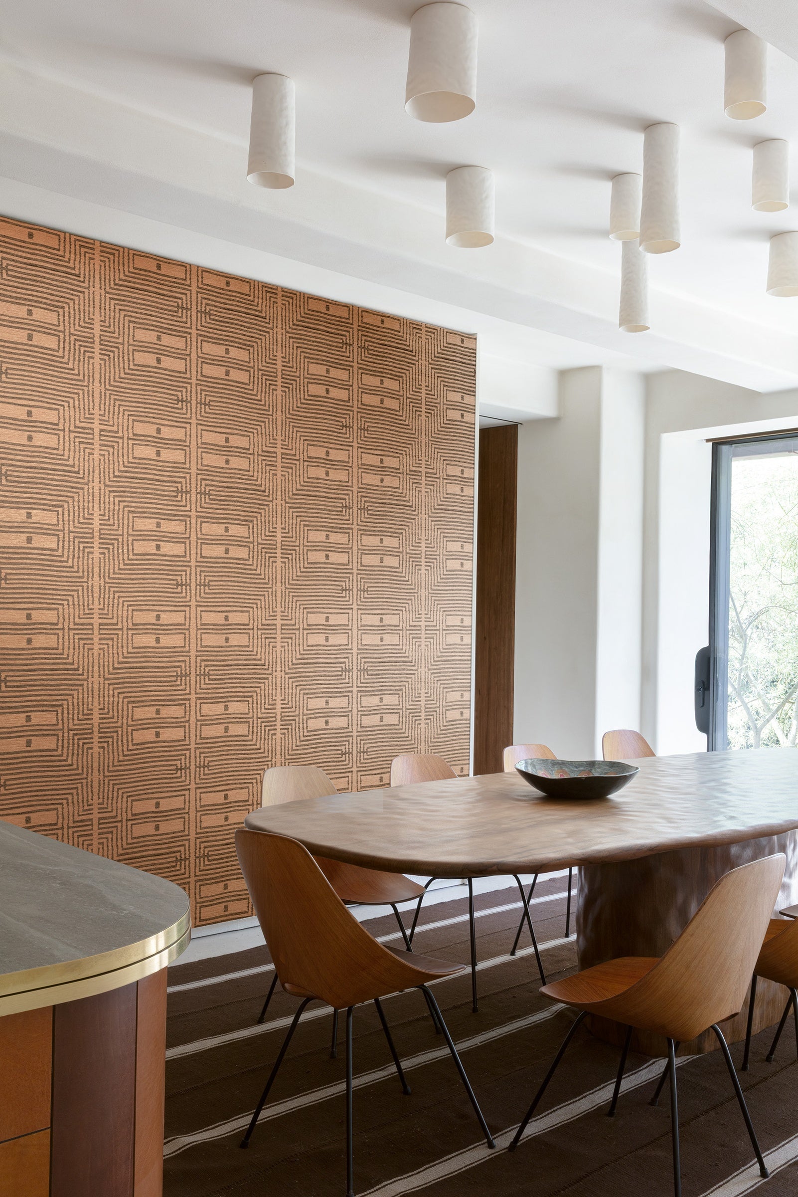 Masureel behang Serica Mocca in interieur