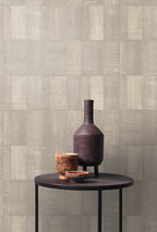 Masureel behang Gyan Taupe in interieur