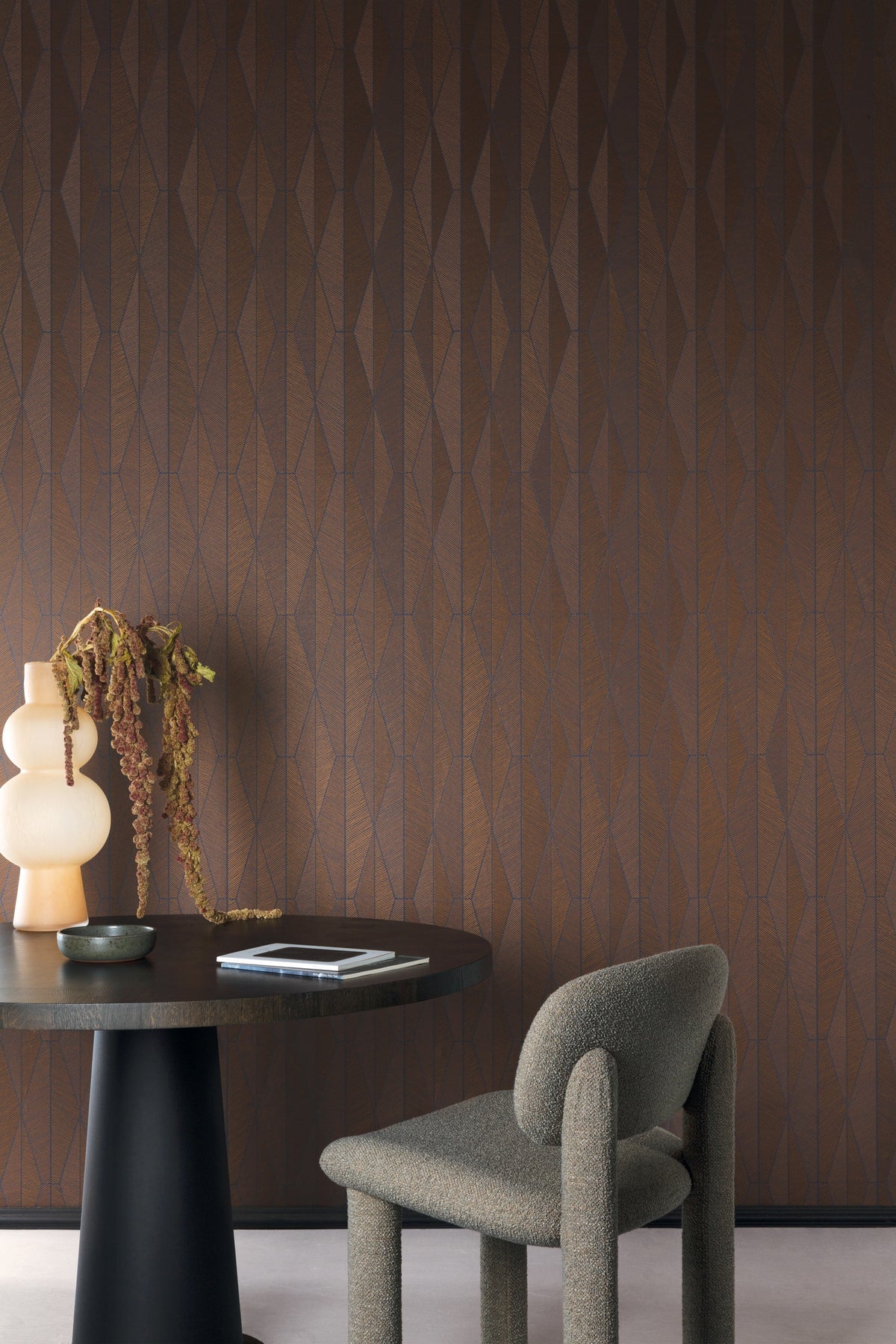 Masureel behang Ari Cinnamon in interieur