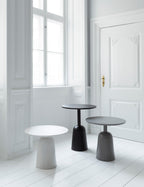 Normann Copenhagen Bijzettafel Turn Table Zwart Verstelbaar in een interieur