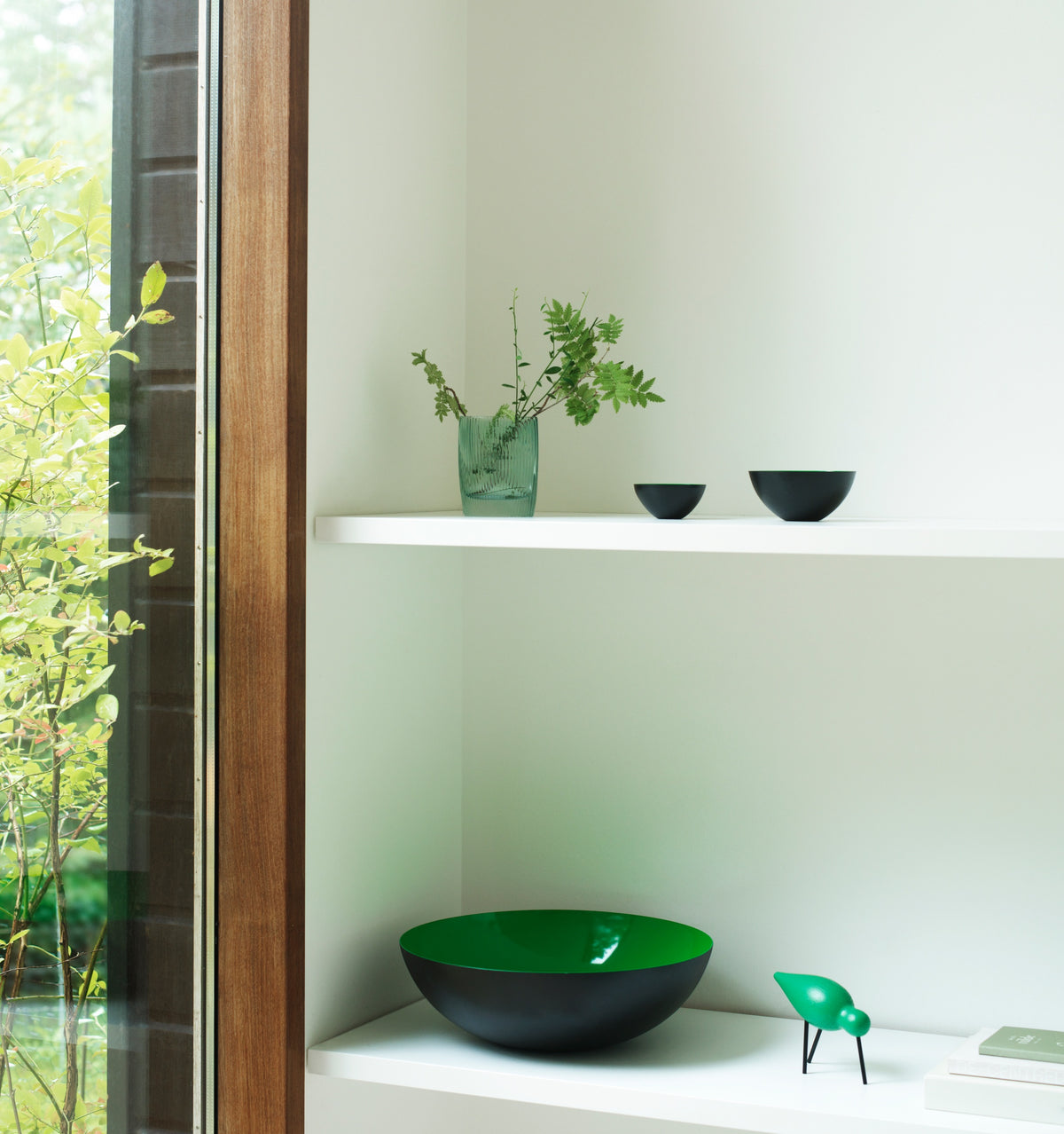 Normann Copenhagen Houten vogel Shorebird Groen in een interieur