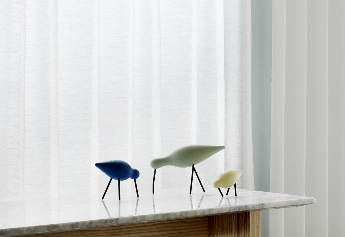 Normann Copenhagen Houten vogel Shorebird Lichtgroen in een interieur