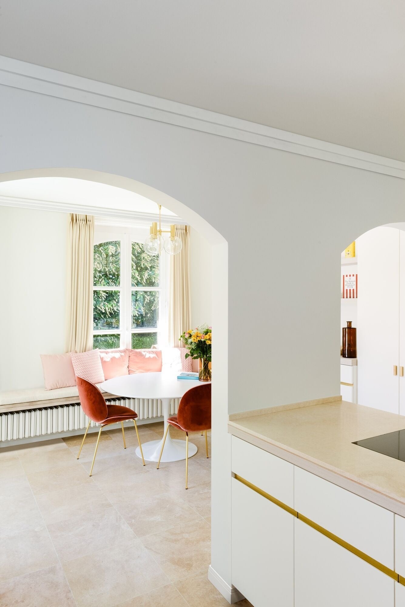 Orac C394 indirecte verlichting in interieur