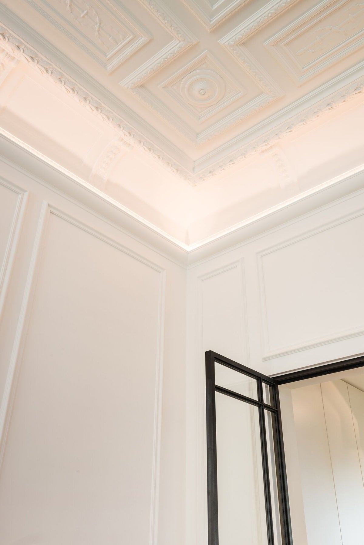 Orac C902 indirecte verlichting in interieur