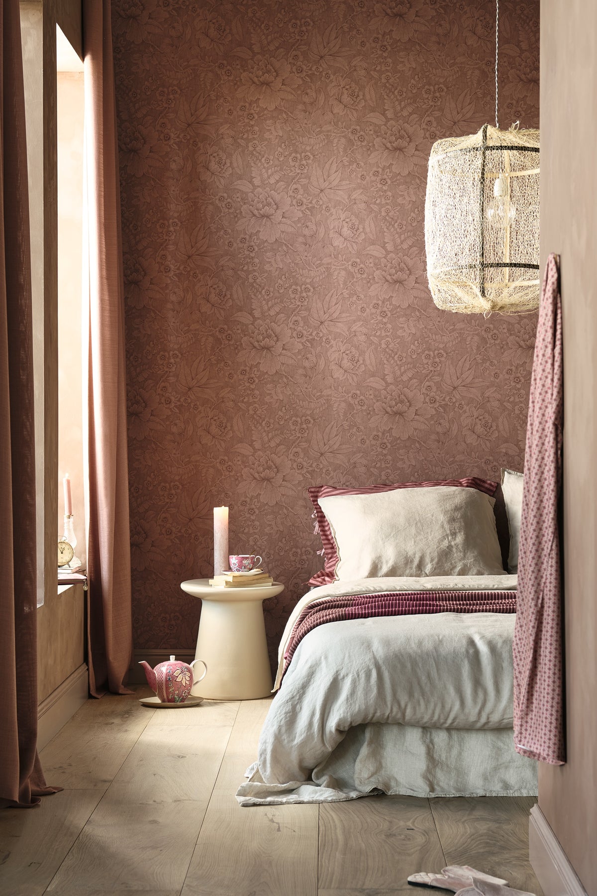 Pip Studio 6 behang Casa di Fiori 333103 terra pink in interieur