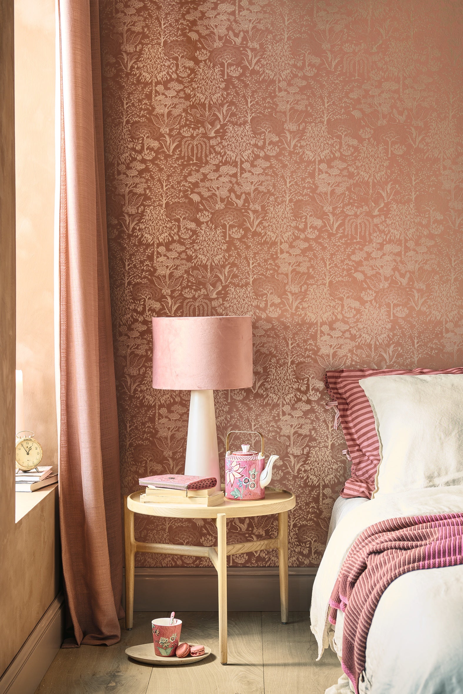 Pip Studio 6 behang Origami 333113 terra in interieur