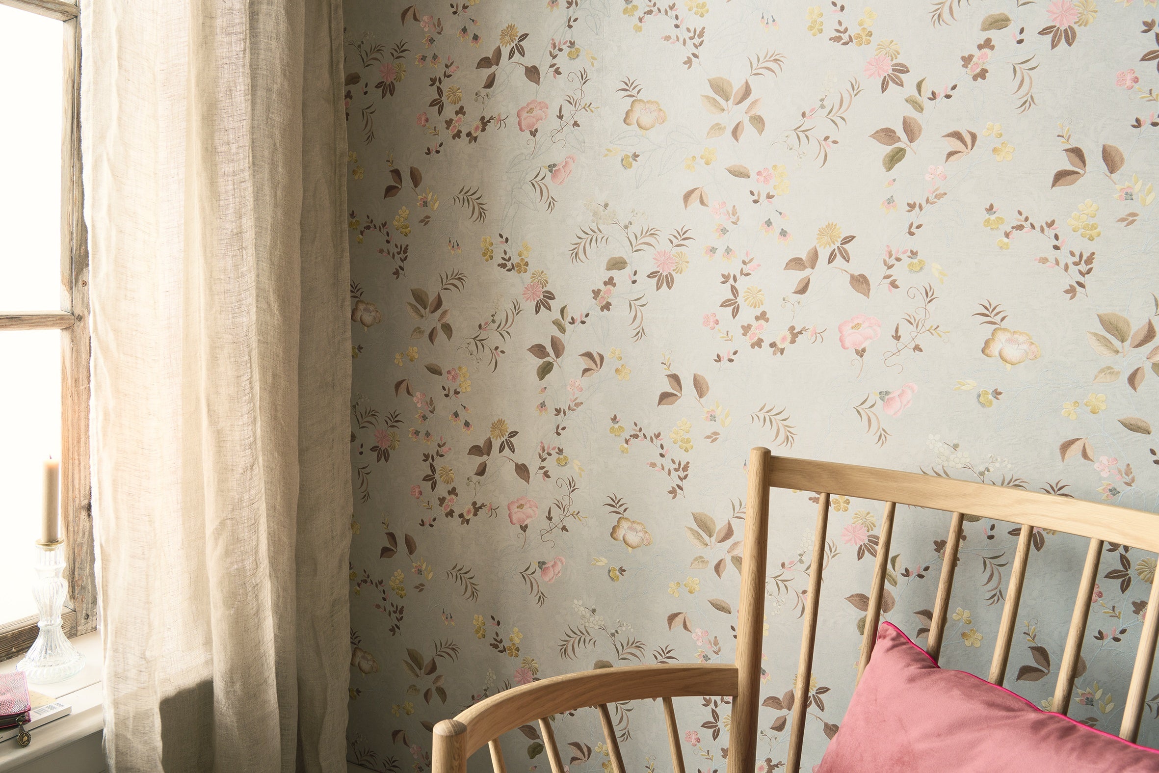 Pip Studio 6 behang Tokyo Blossom 333130 blossem off white in interieur