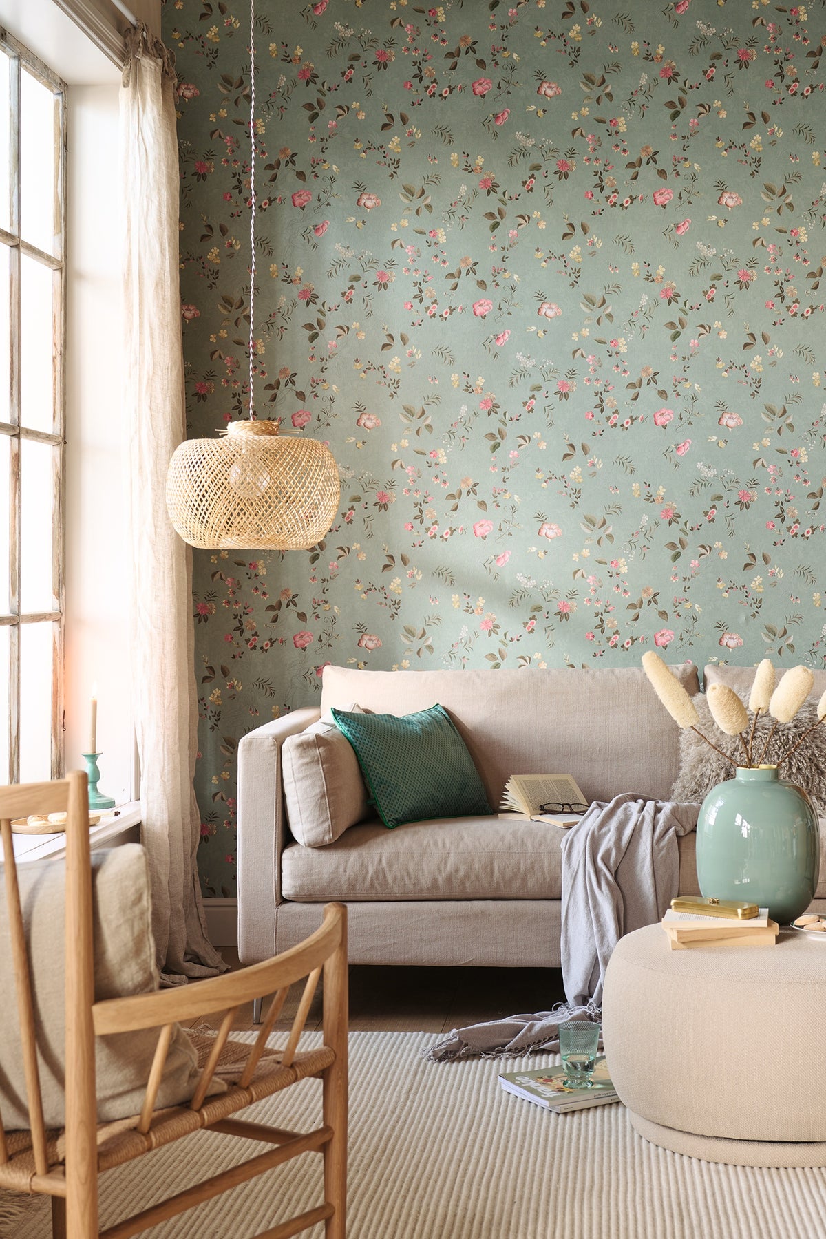 Pip Studio 6 behang Tokyo Blossom 333131 blossem mint in interieur
