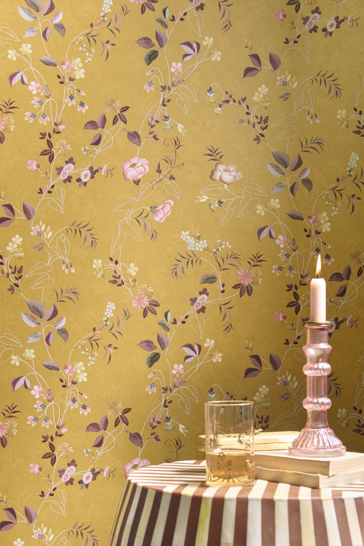 Pip Studio 6 behang Tokyo Blossom 333132 blossem sand in interieur