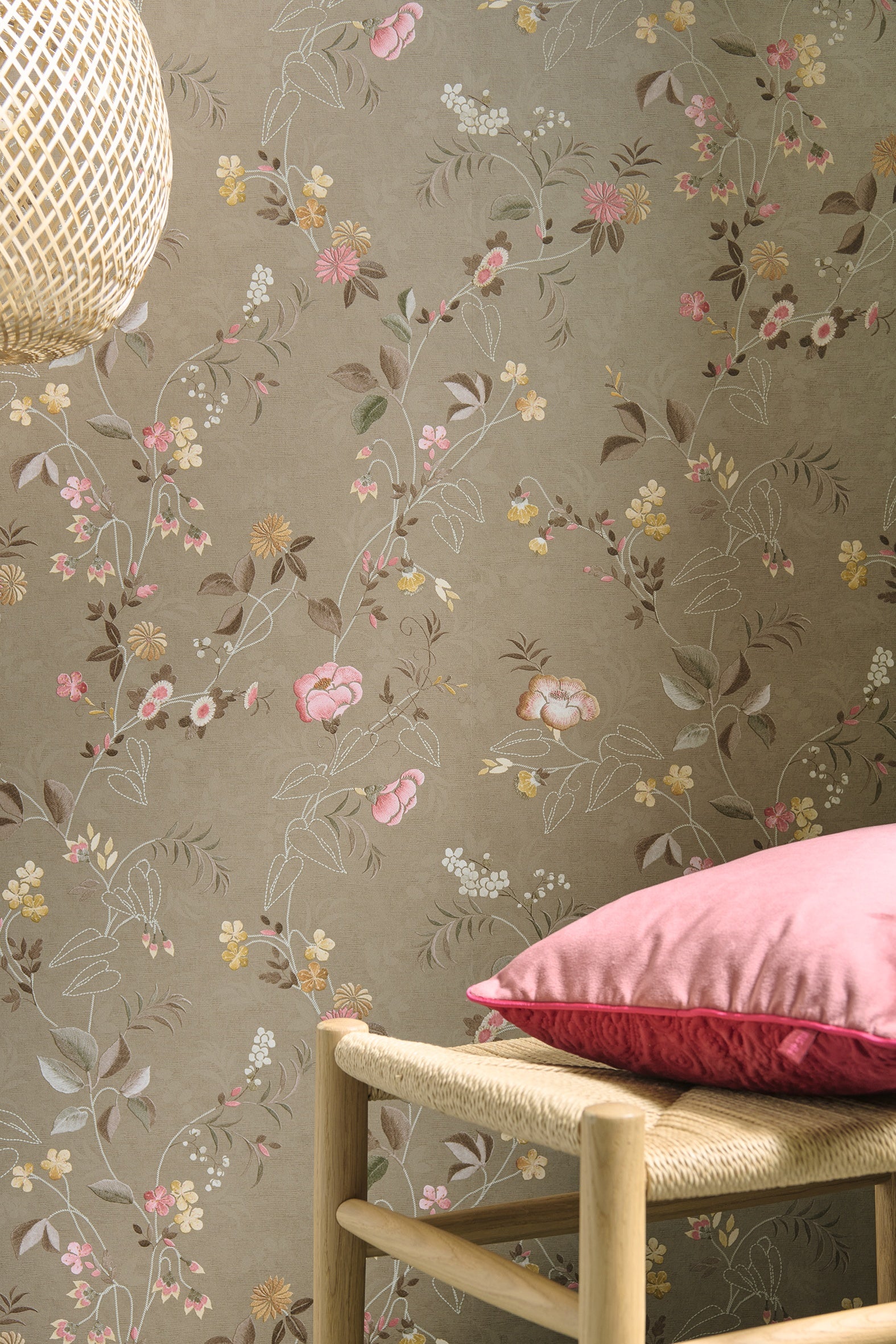 Pip Studio 6 behang Tokyo Blossom 333133 blossem sand in interieur