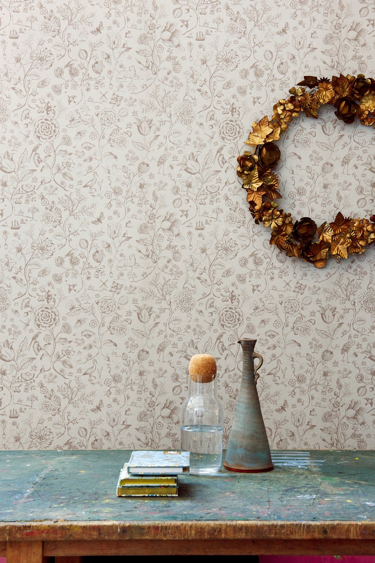 Pip Studio IV behang Spring to Life Two Tone Khaki 375011 in interieur