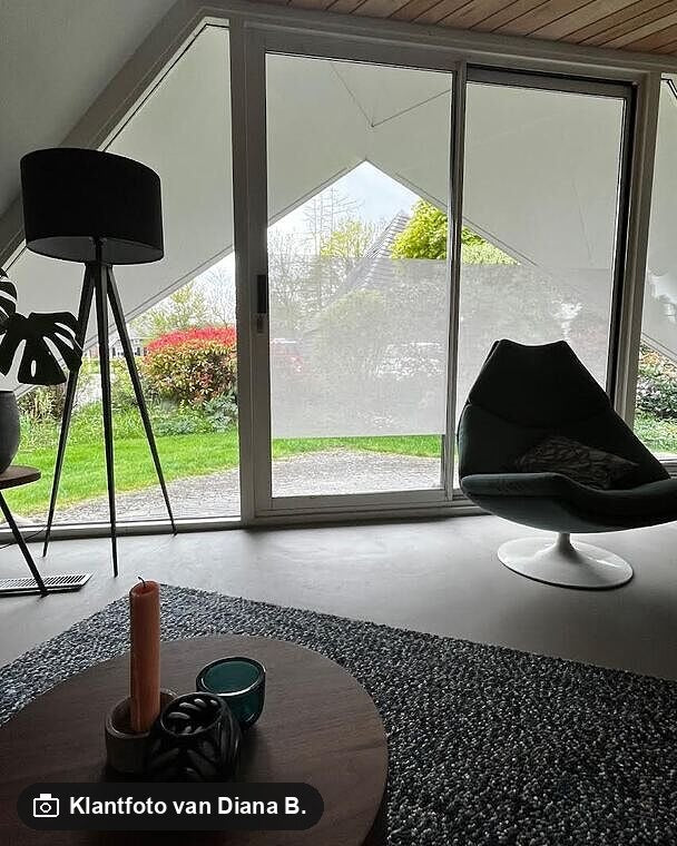 Klantfoto van Diana B. bij Professionele behang en textiel strijker - Geschikt voor alle behangmerken en Squid raamtextiel