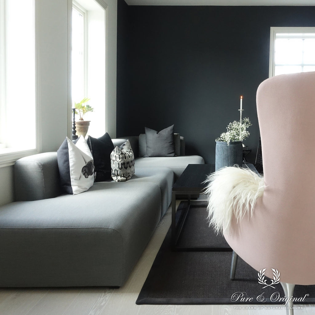 Pure & Original Black Smoke Classico krijtverf in interieur