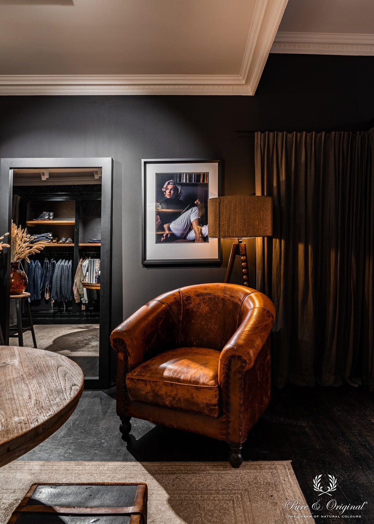 Pure & Original Black Truffle Classico krijtverf in interieur