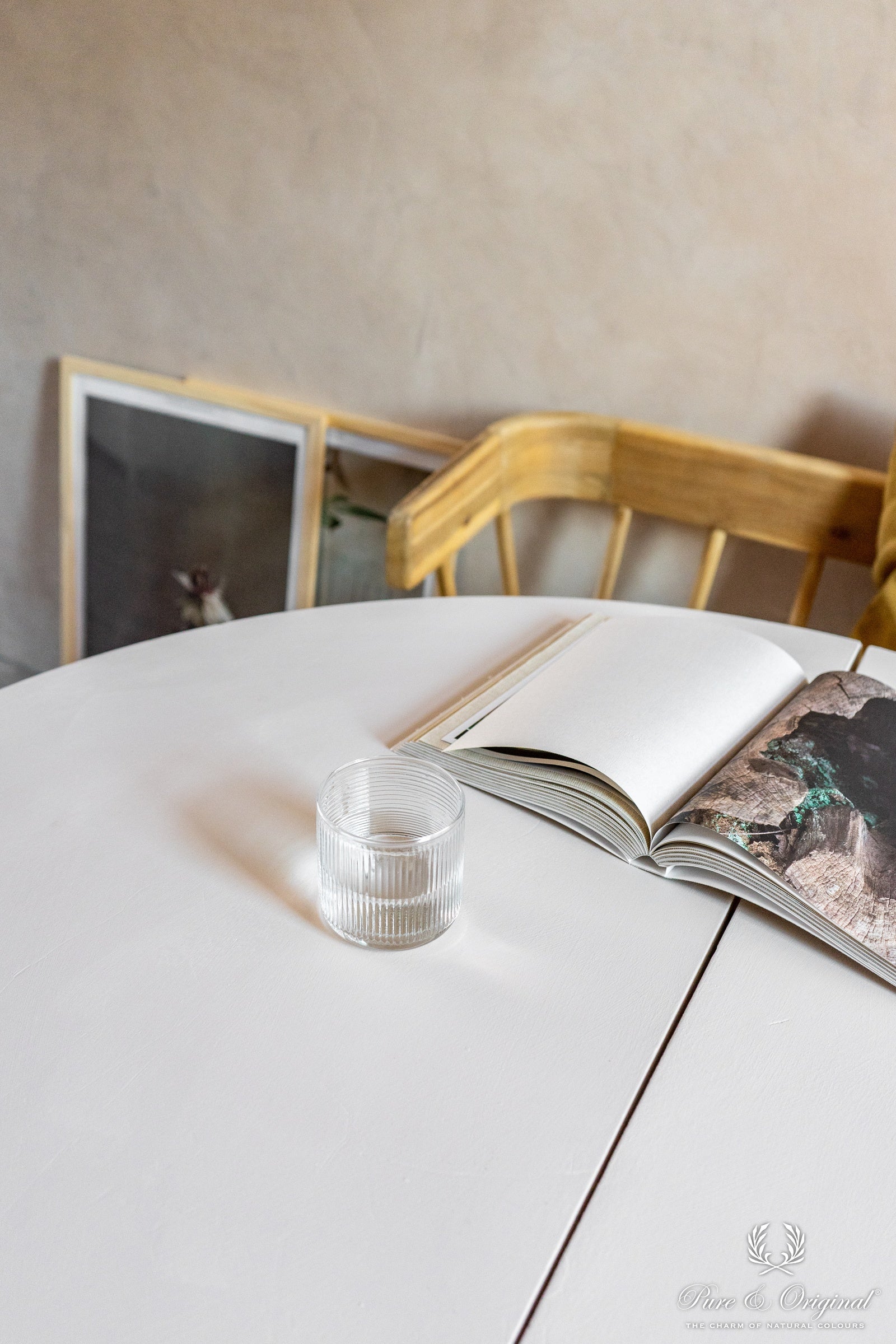 Pure & Original Calm Traditional Paint lakverf in interieur
