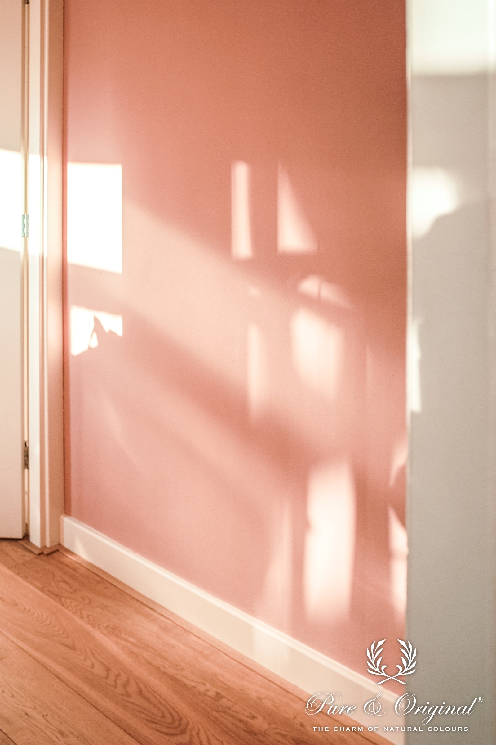 Pure & Original Chalky Coral Classico krijtverf in interieur