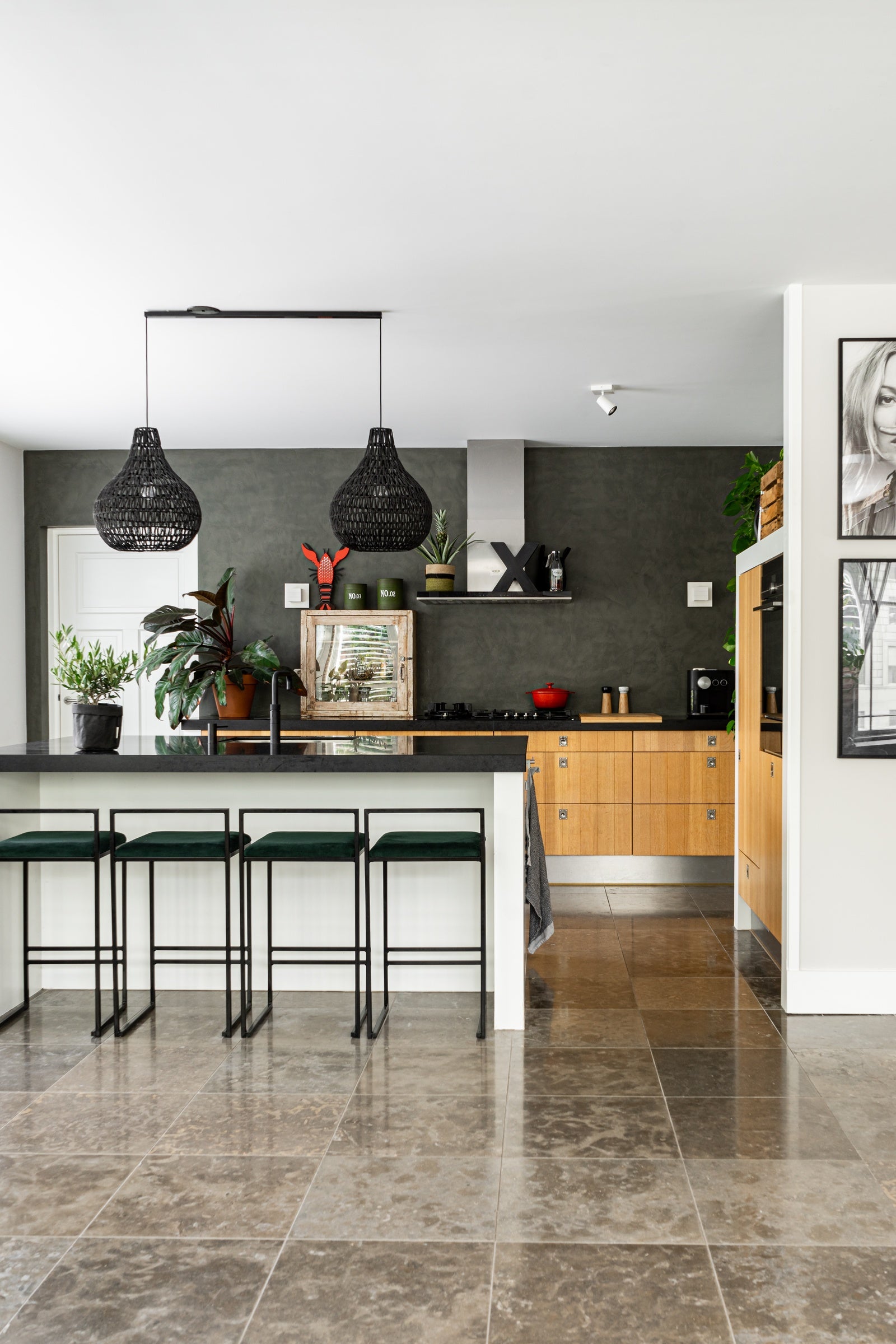 Pure & Original Cloudy Concrete Marrakech Walls kalkstuc in interieur