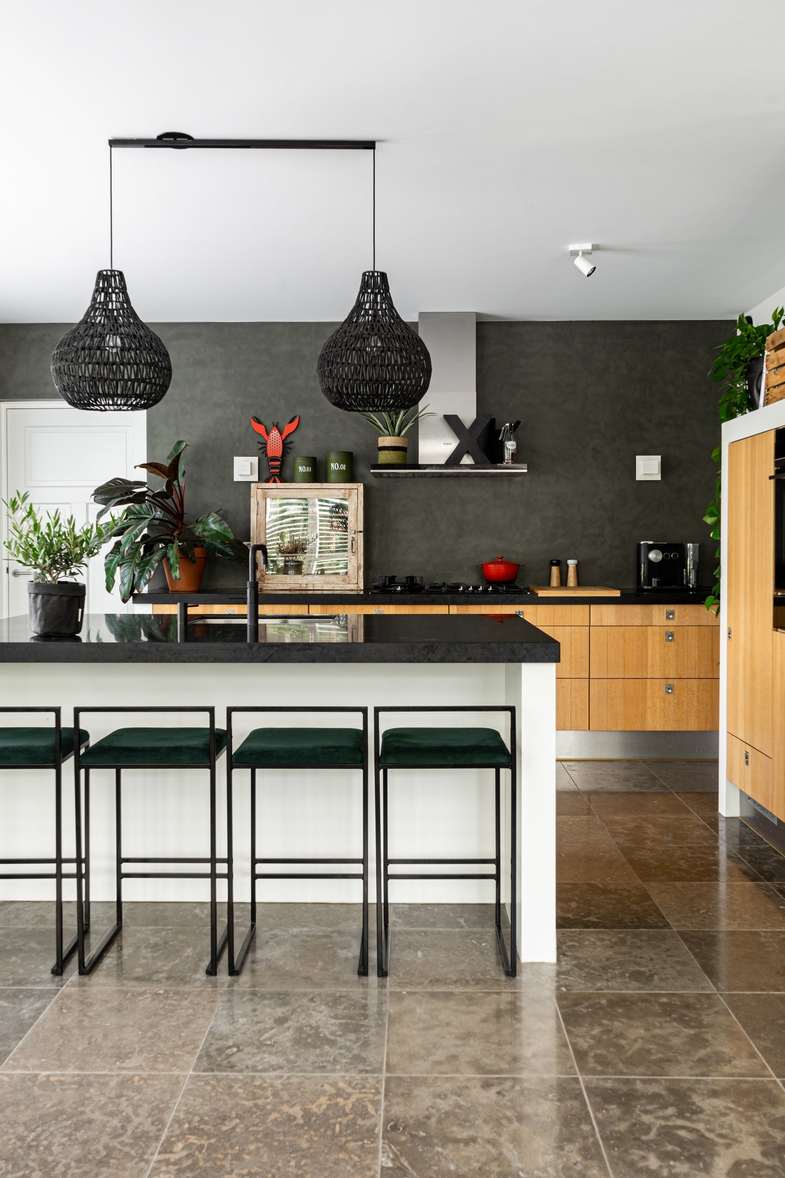 Pure & Original Cloudy Concrete Marrakech Walls kalkstuc in interieur