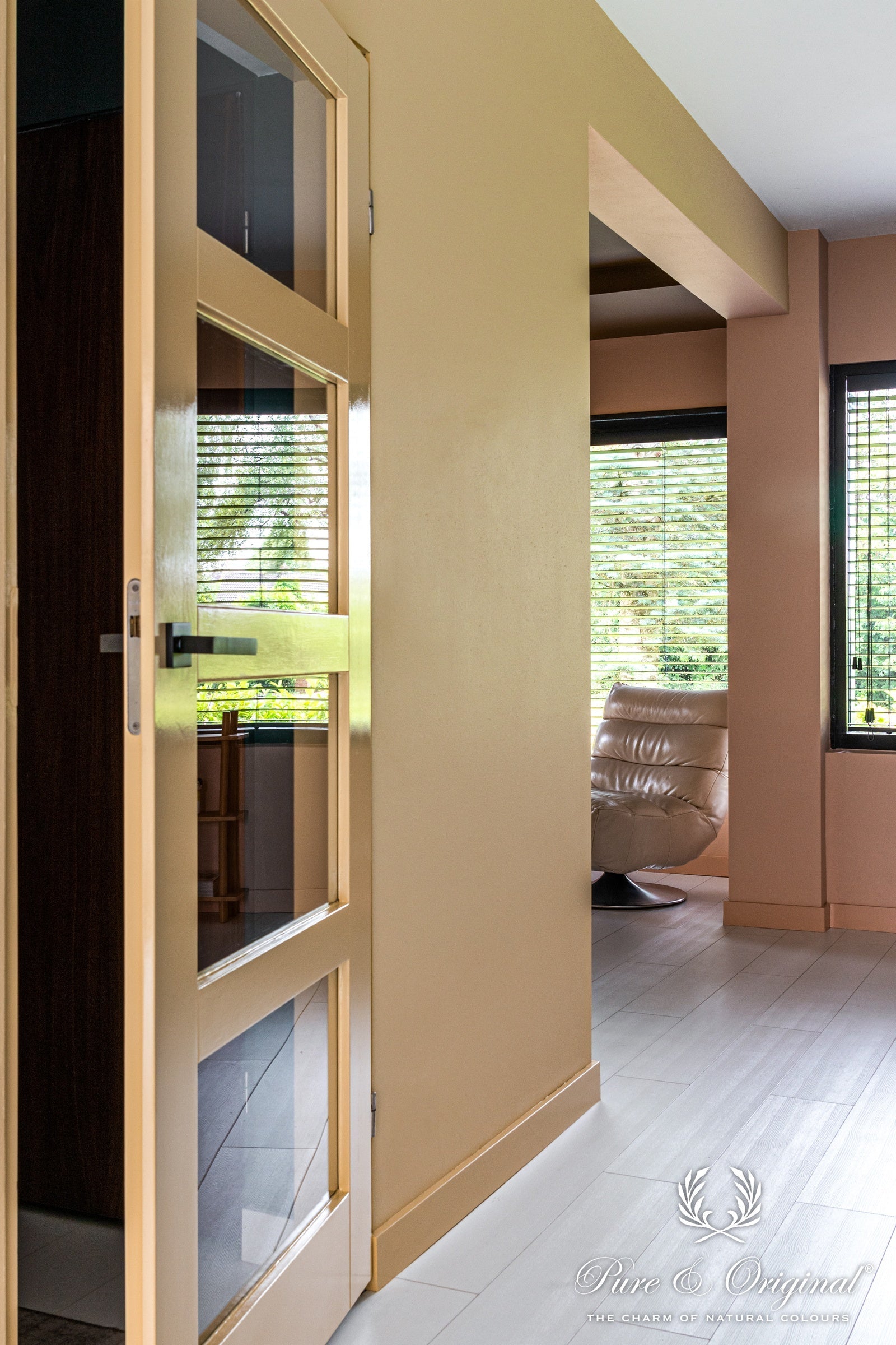 Pure & Original Daybreak Traditional Paint lakverf in interieur
