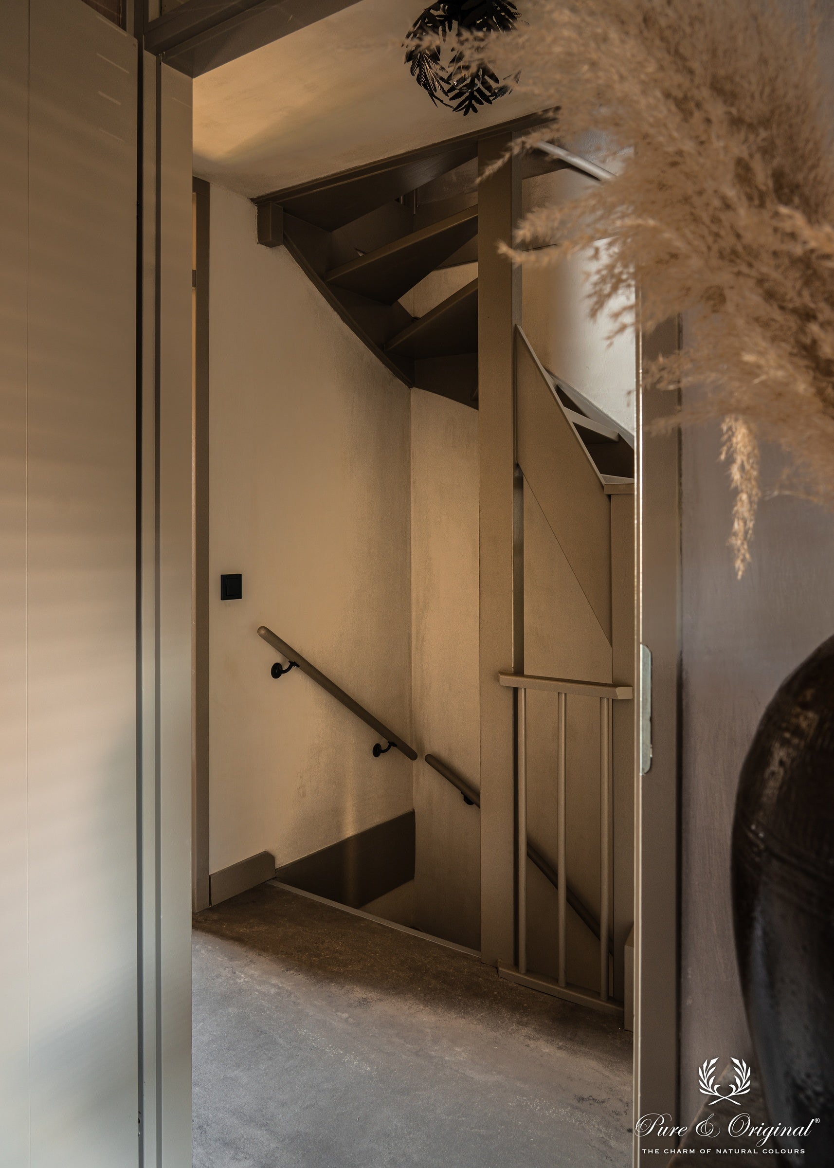 Pure & Original Dried Clay Carazzo in interieur