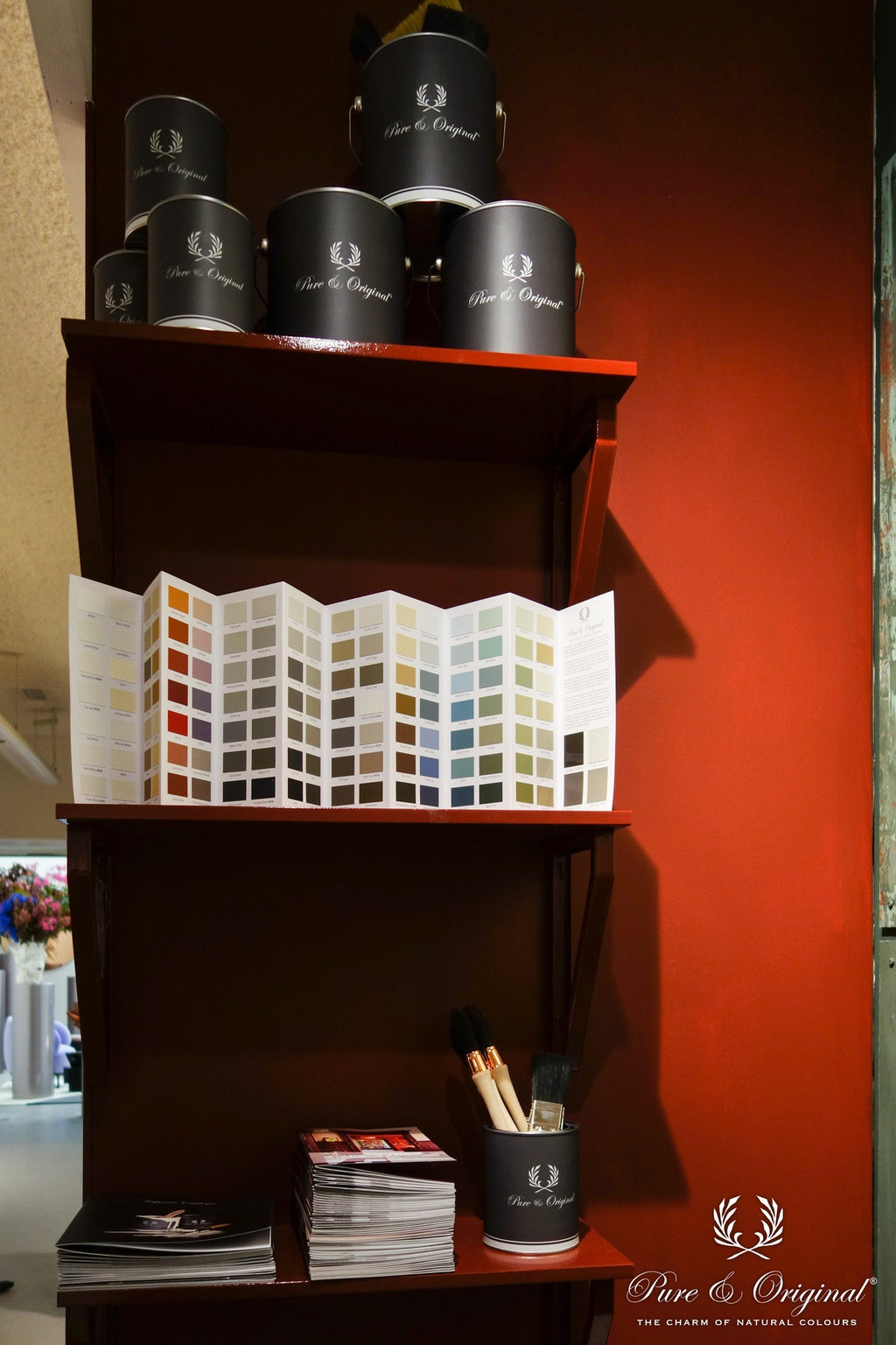 Pure & Original Old Red Traditional Paint lakverf in interieur