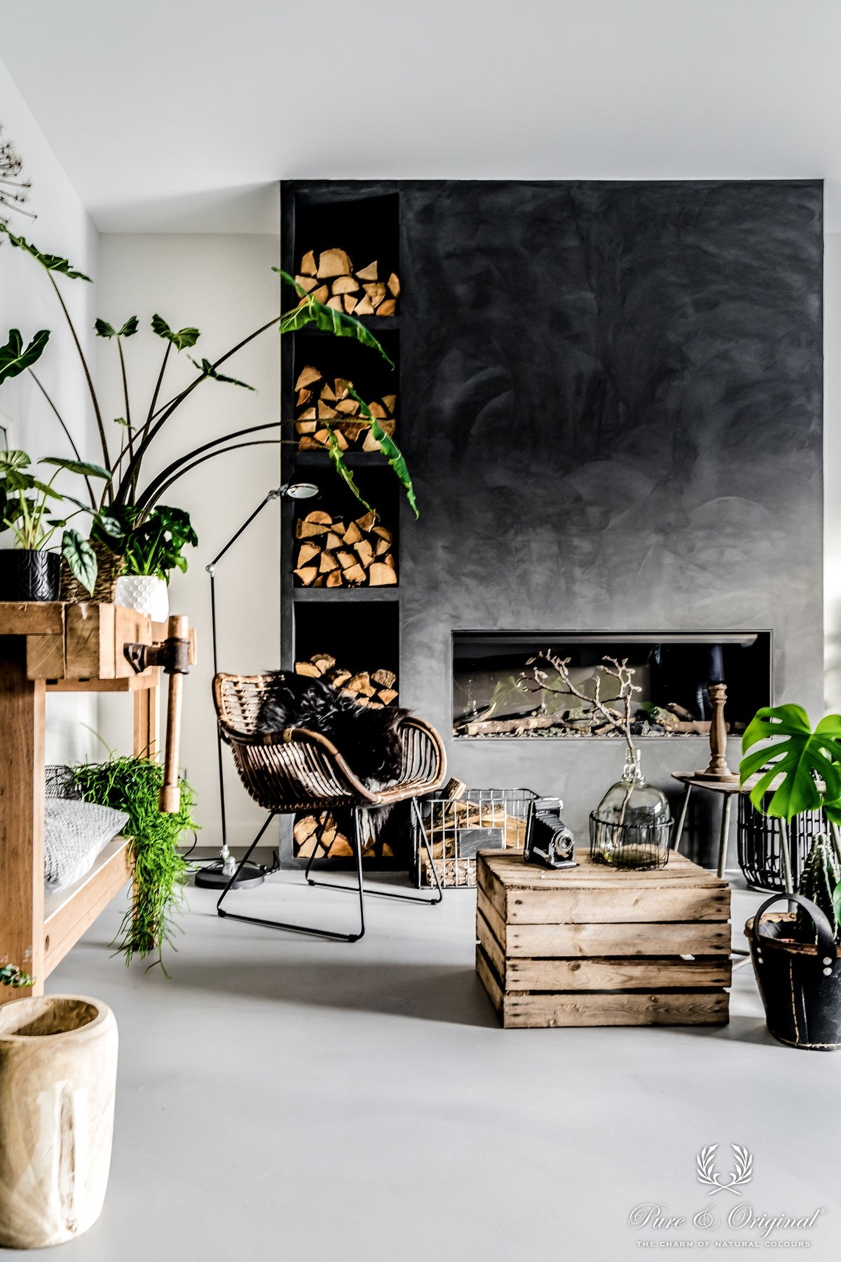 Pure & Original Slate Grey Marrakech Walls kalkstuc in interieur