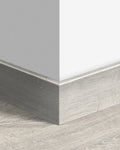 Quick-Step Parketplint QSPSKR01653 Herwonnen Witte Patina Eik - 14 x 77 x 2400 mm - productfoto