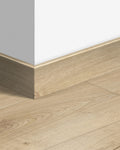Quick-Step Parketplint QSPSKR01847 Klassieke Beige Eik - 14 x 77 x 2400 mm - productfoto
