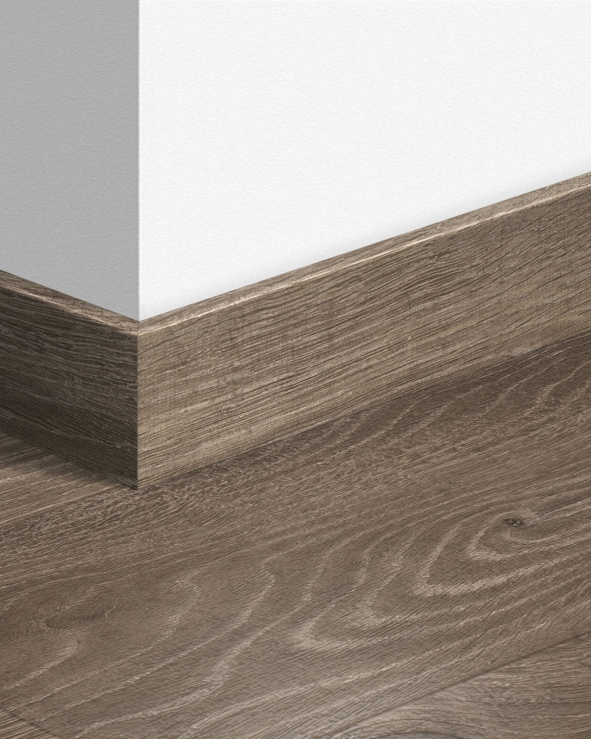 Quick-Step Parketplint QSPSKR03548 Bosland Bruine Eik - 14 x 77 x 2400 mm - productfoto