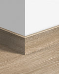 Quick-Step Parketplint QSPSKR03555 Vallei Lichtbruine Eik - 14 x 77 x 2400 mm - productfoto