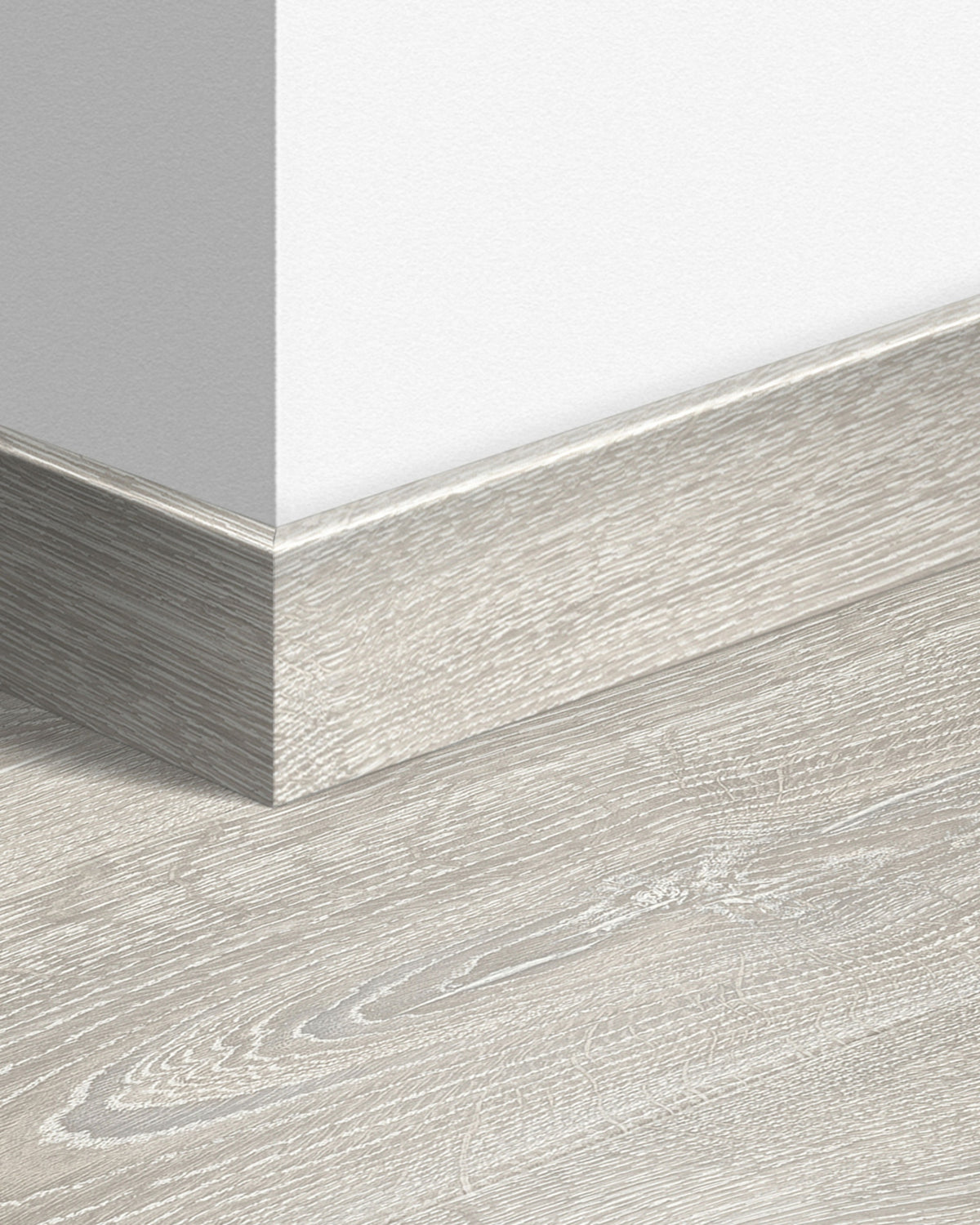 Quick-Step Parketplint QSPSKR03560 Klassiek Patina Grijze Eik - 14 x 77 x 2400 mm - productfoto