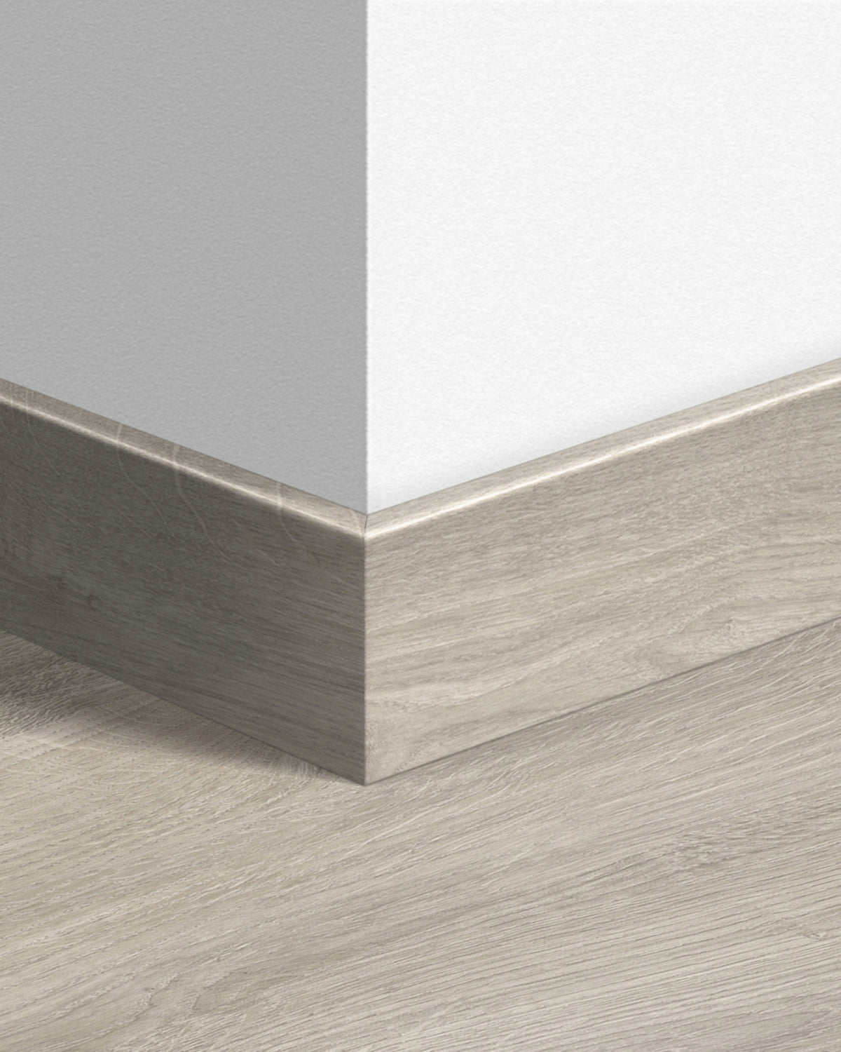 Quick-Step Parketplint QSPSKR03580 Newcastle Grijze Eik - 14 x 77 x 2400 mm - productfoto